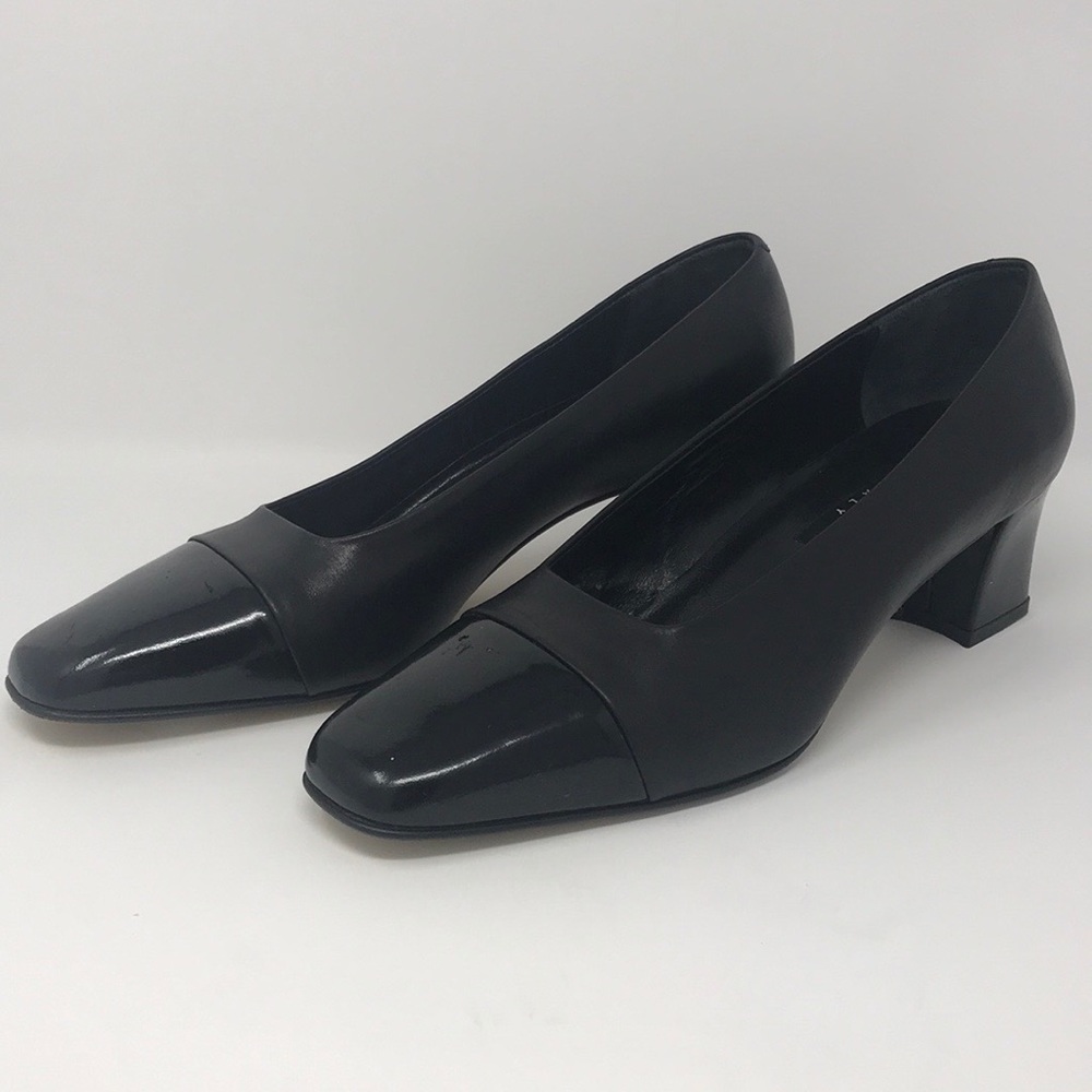 Amalfi Pumps